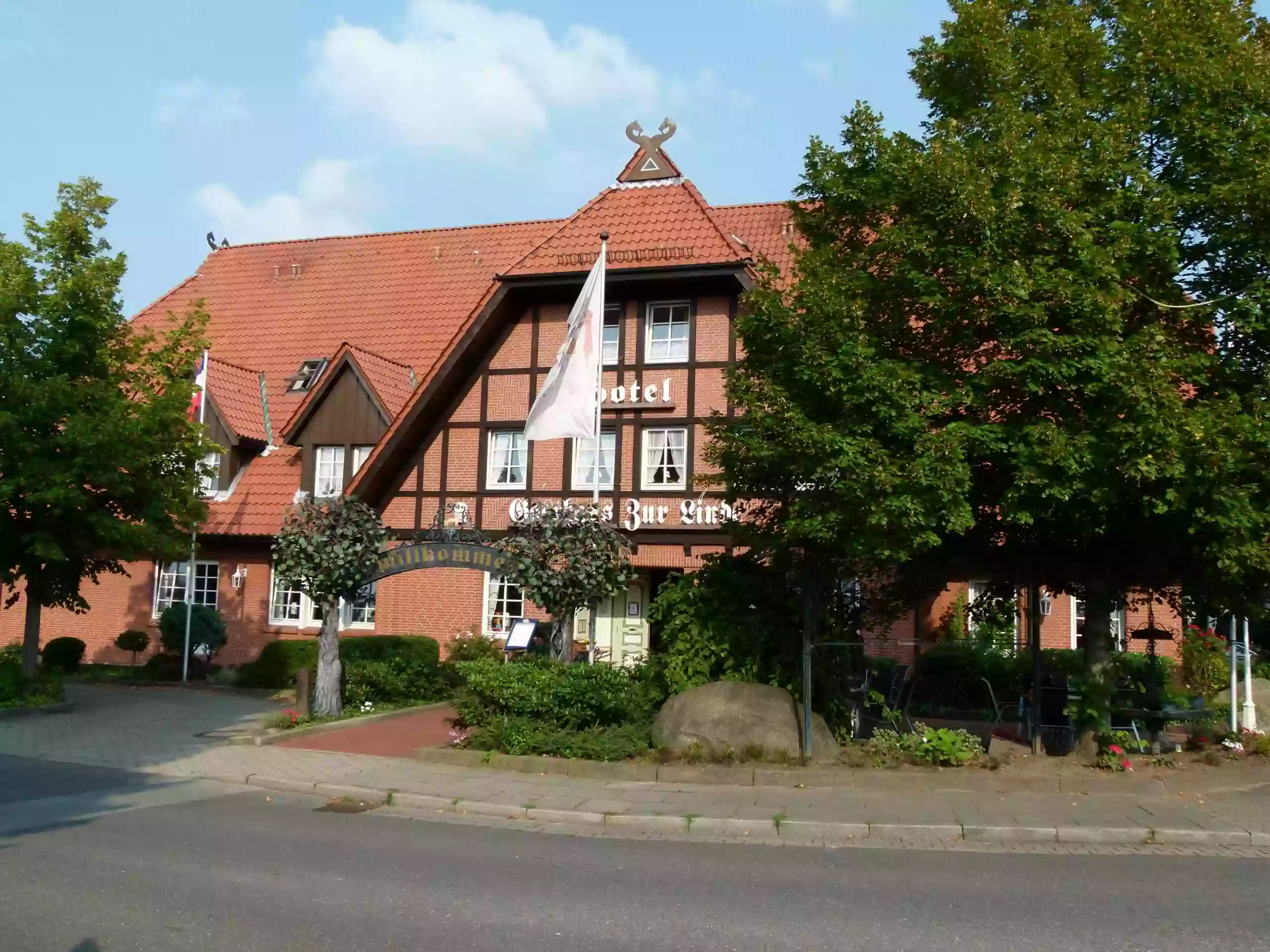 Hotel Gasthaus “Zur Linde” - Seevetal