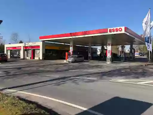 Esso-Tankstelle Huggins&Kroh / Kfz-Werkstatt