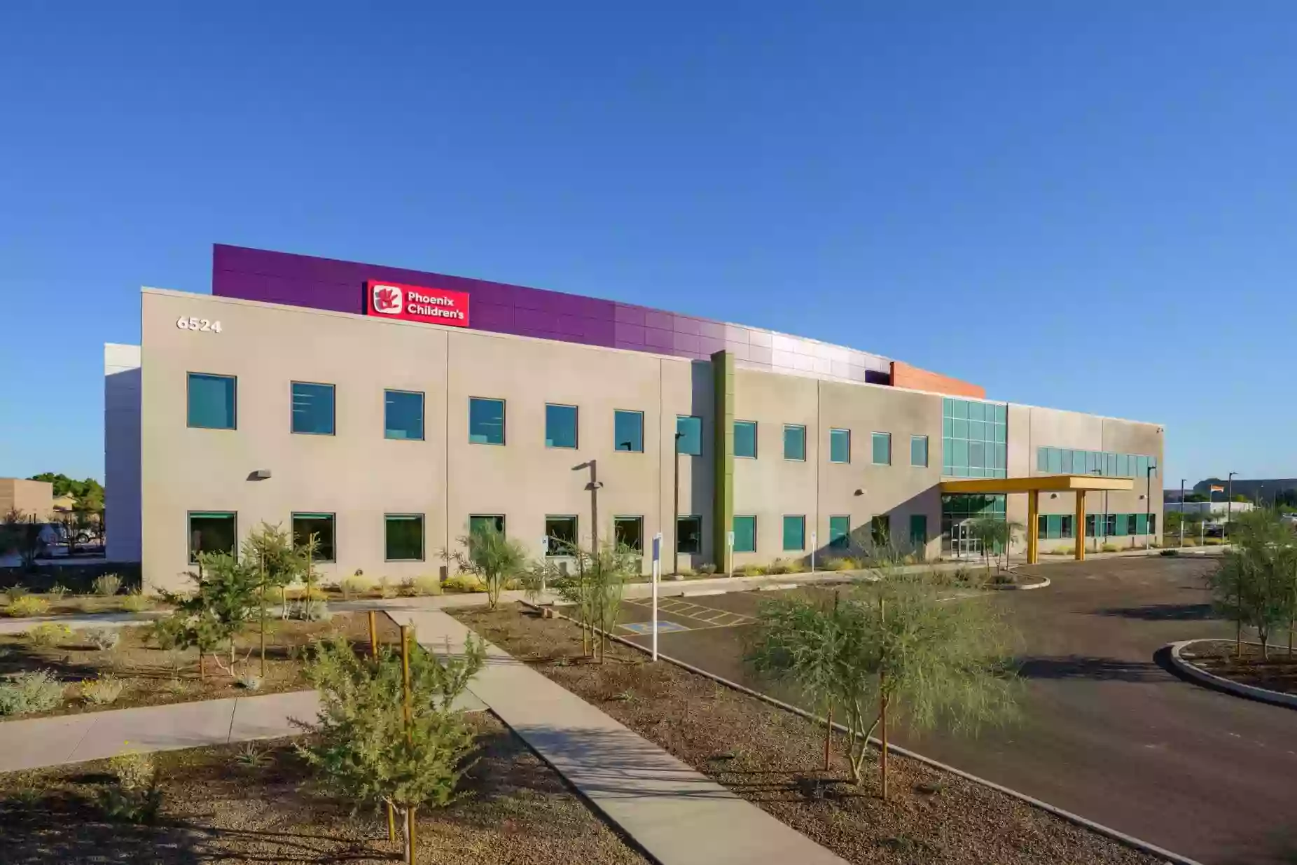 Phoenix Children’s Specialty Care – Arrowhead Campus