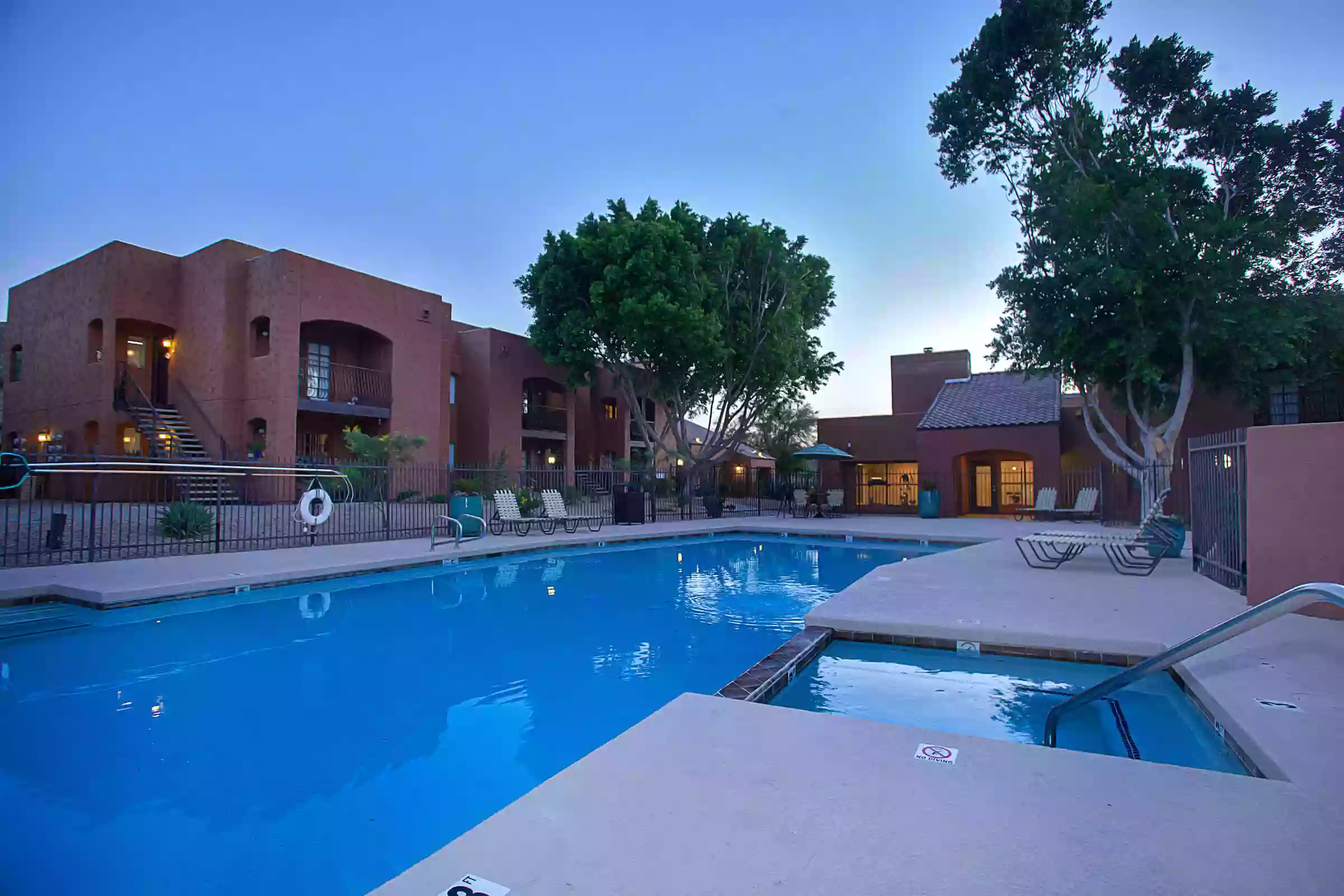 Paradise Foothills Apartment Homes