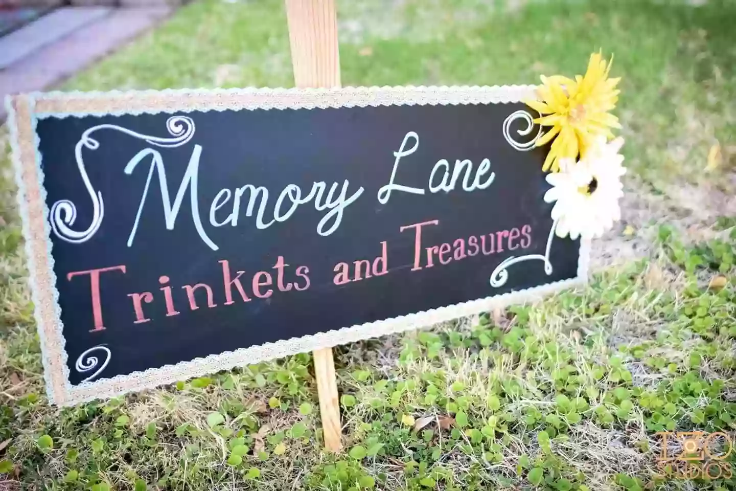 Memory Lane Trinkets and Treasures