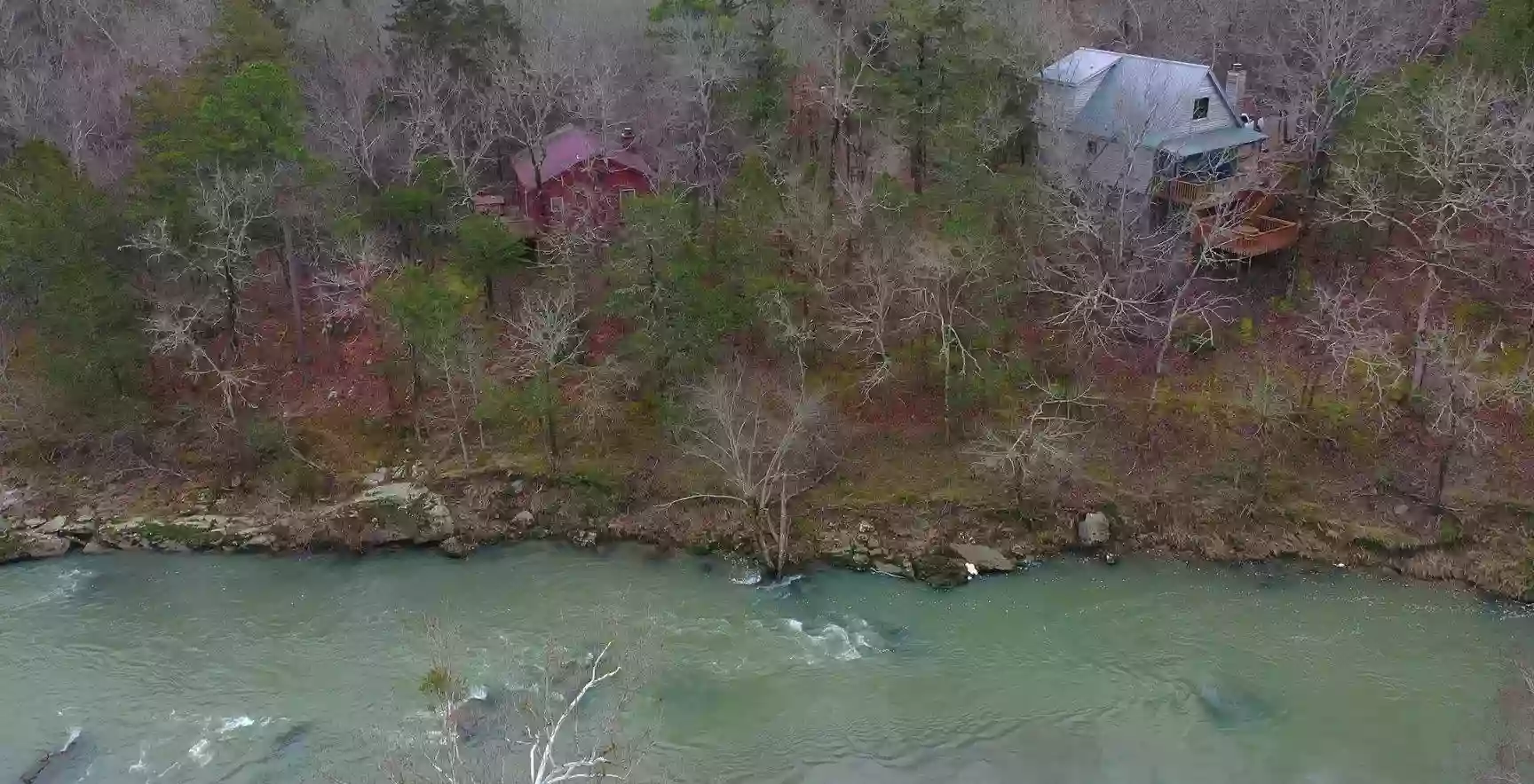 River View Cabins & Canoes