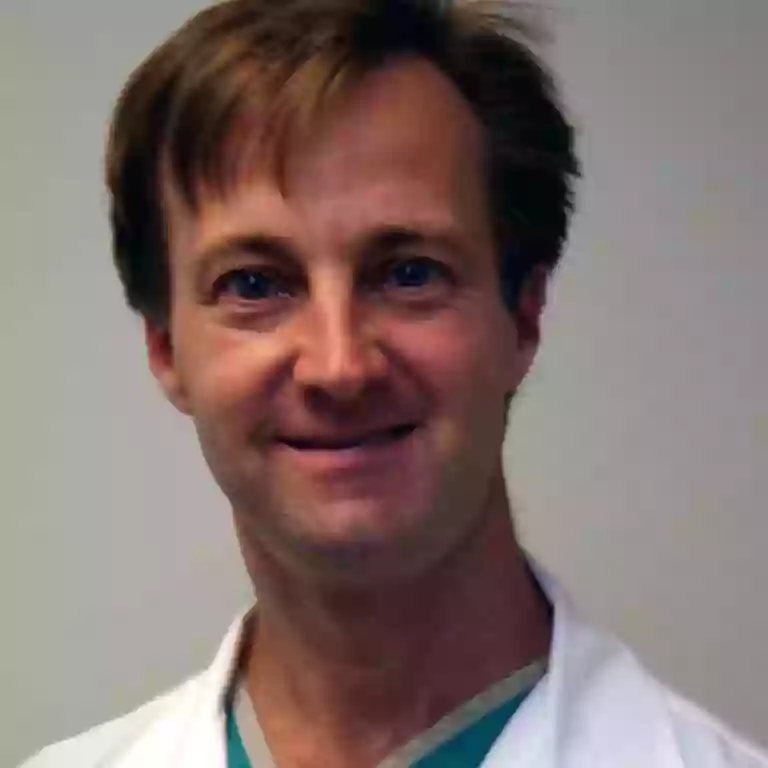 Gregory D Wood Md