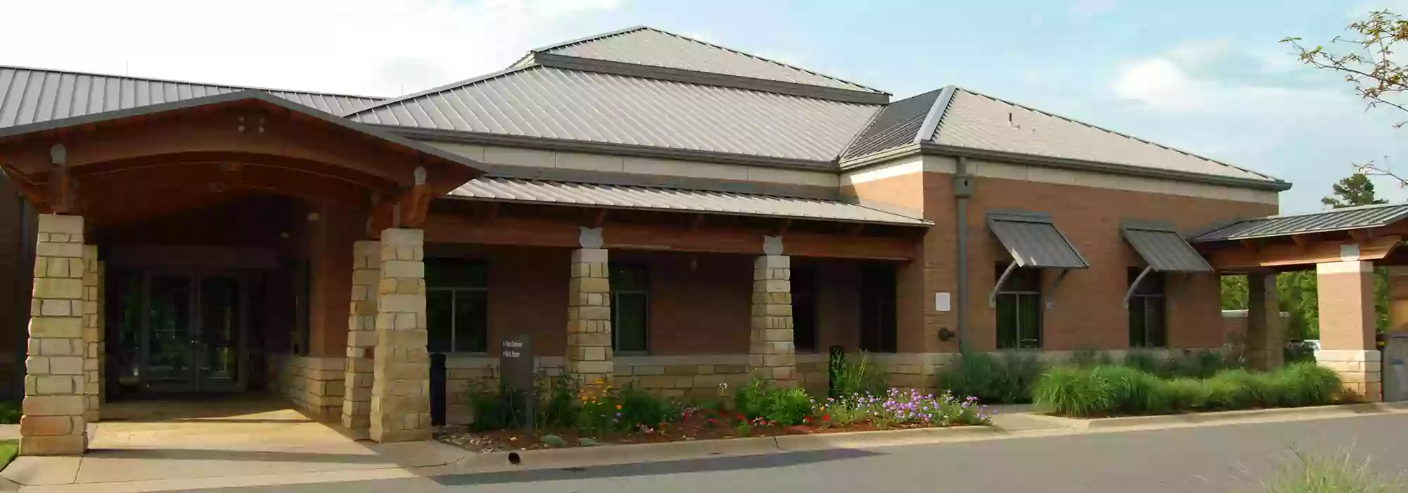 Thompson Library -- Central Arkansas Library System