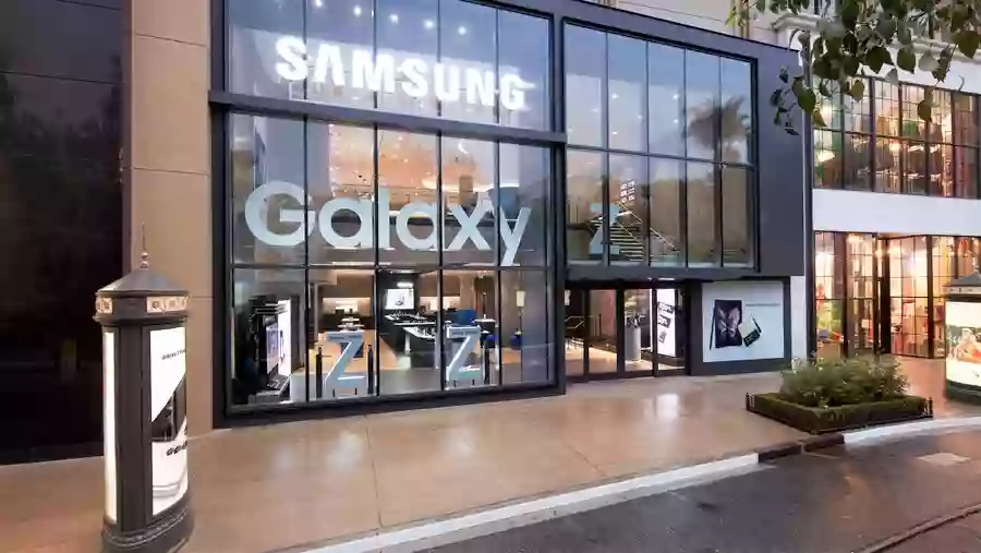 SAMSUNG Experience Store