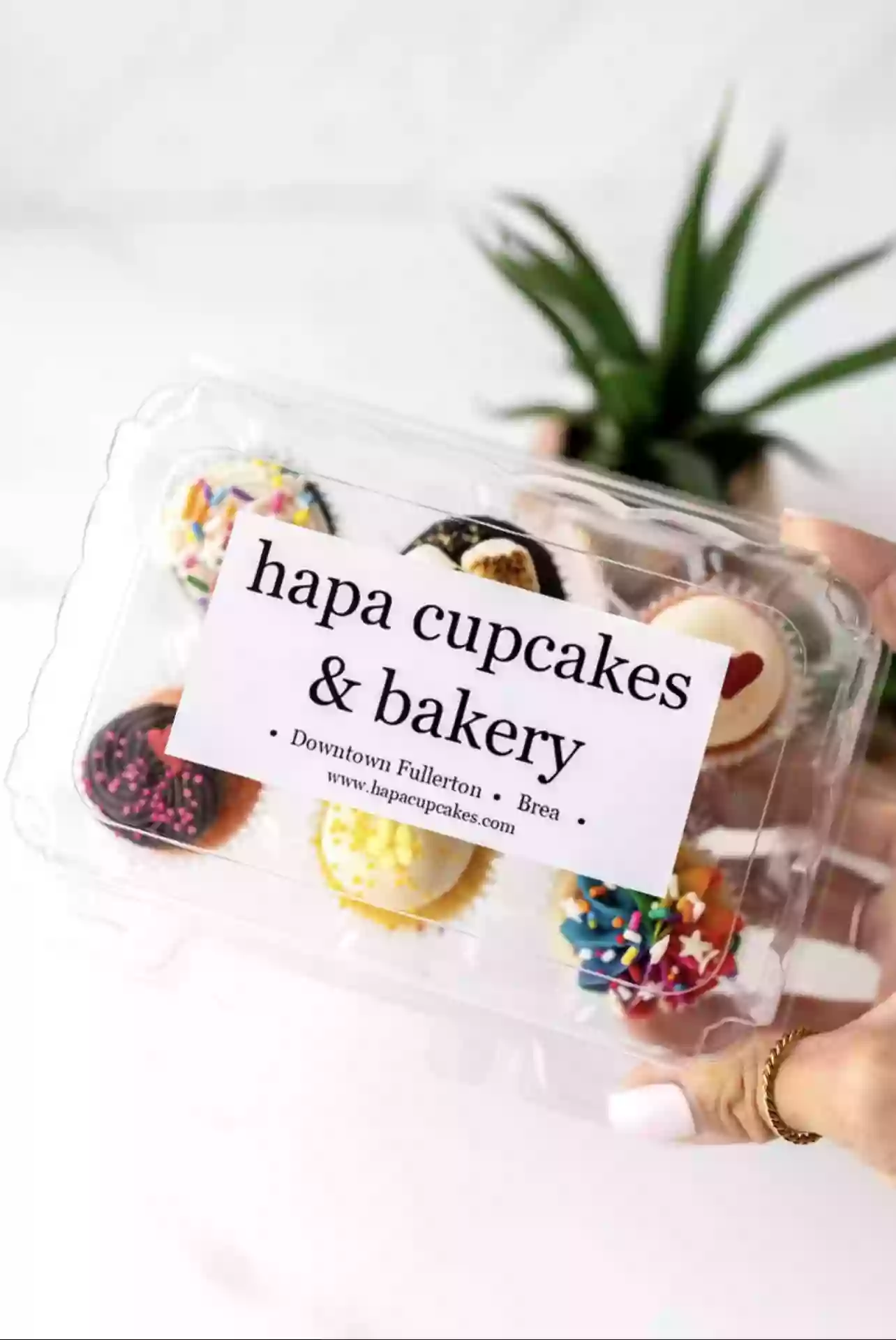 Hapa Cupcakes & Cakes