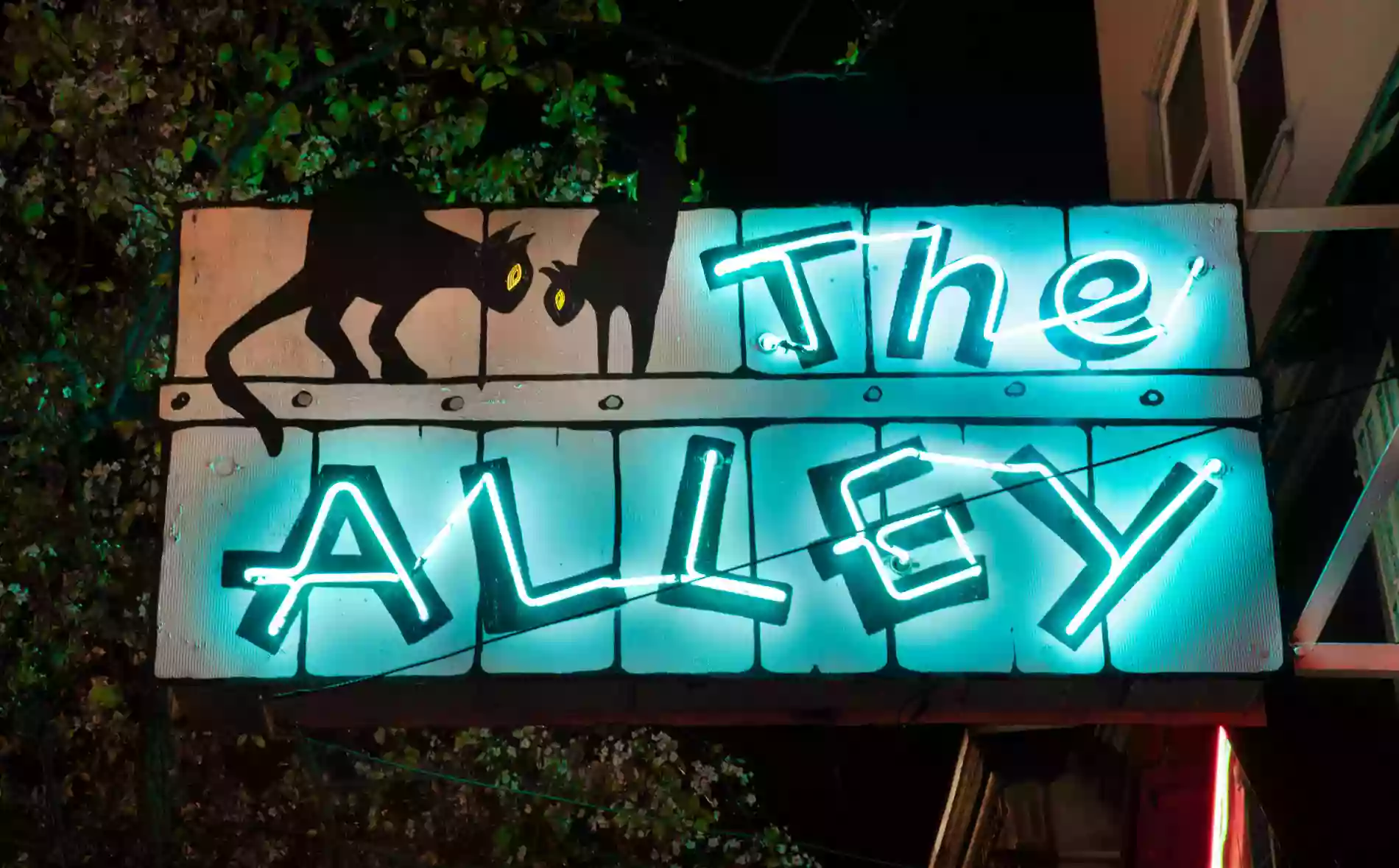 The Alley | Piano Bar & Restaurant