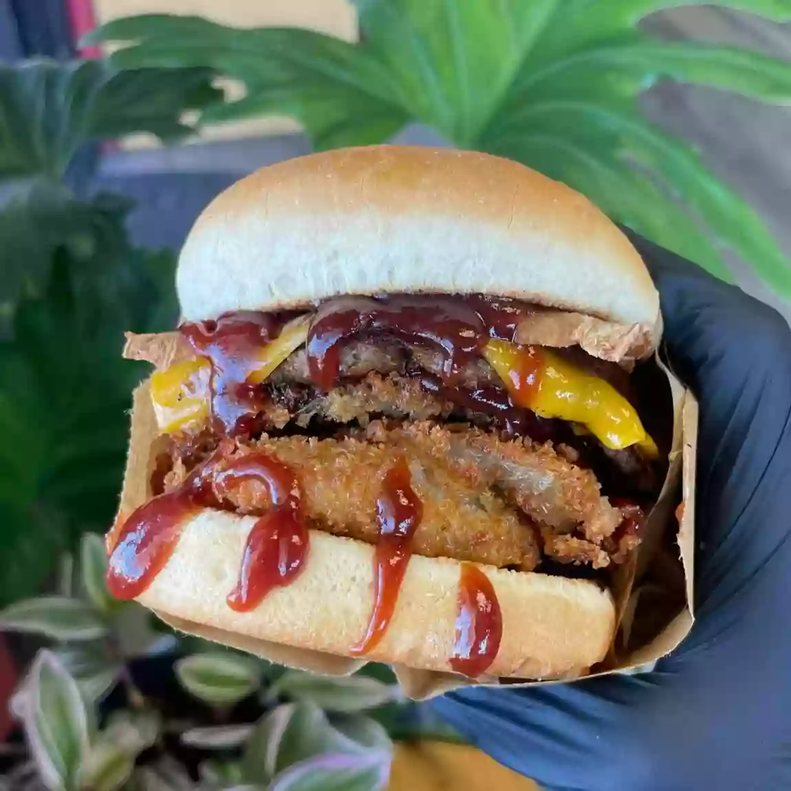 Nice Burger 100% Vegan - Santa Ana