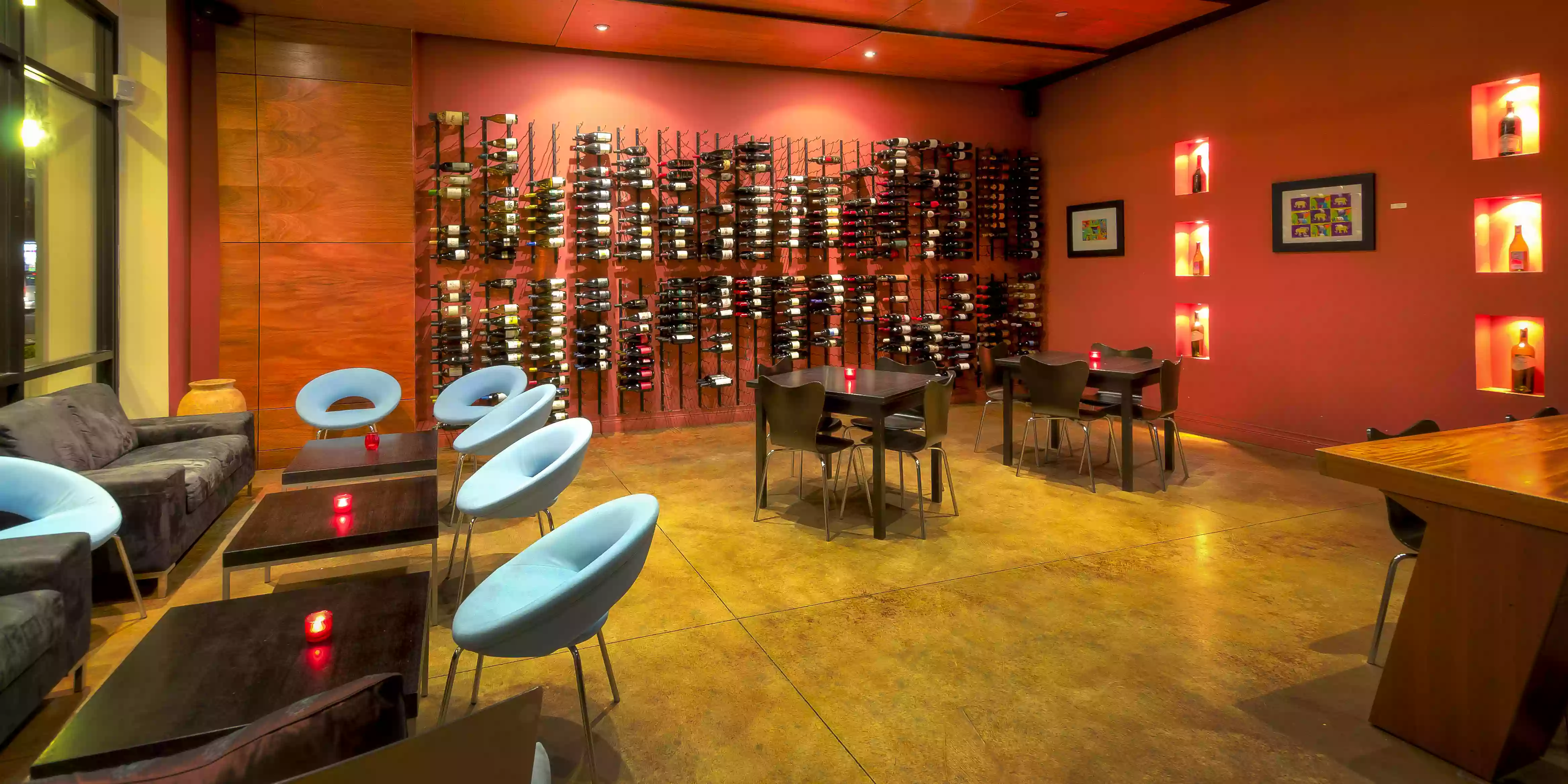 La Dolce Vita Wine Lounge