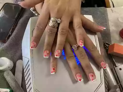 City Nails