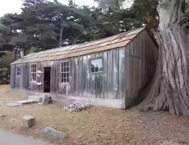 Whalers Cabin Museum