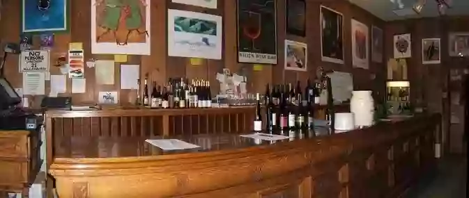 Los Olivos Tasting Room & Wine Shop