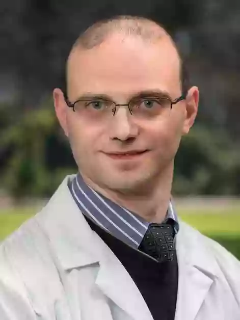 Roman Starikov, MD