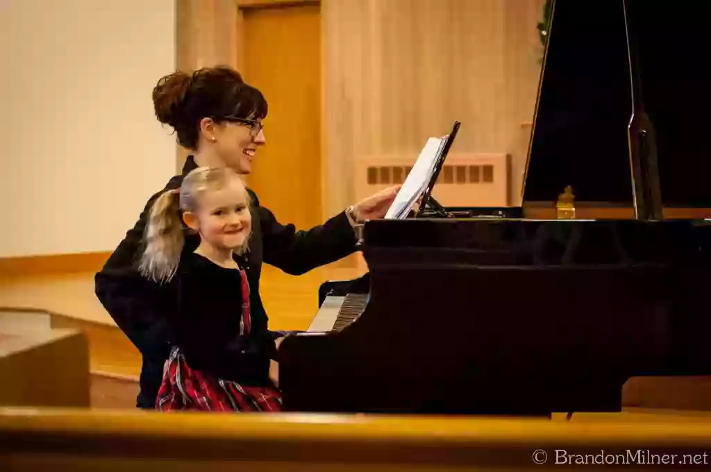 Stephanie Emery Piano Instruction