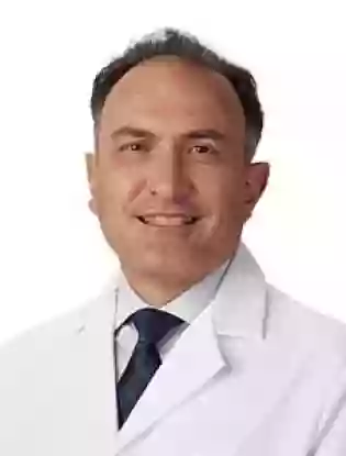 Sassan Farjami, M.D. | Medical Oncologist and Hematologist