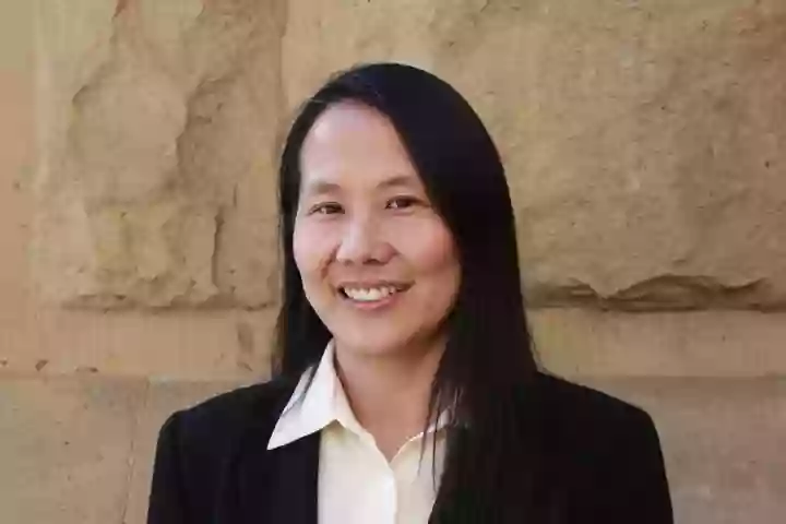 Merrill Lynch Financial Advisor Elaine Zhang