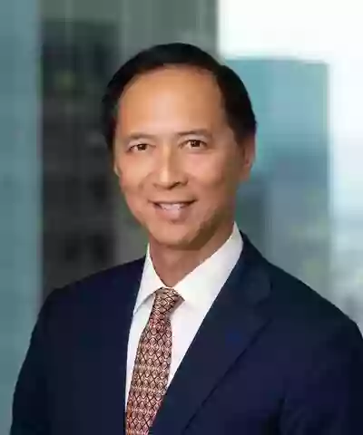 Merrill Lynch Financial Advisor Ben Crisologo