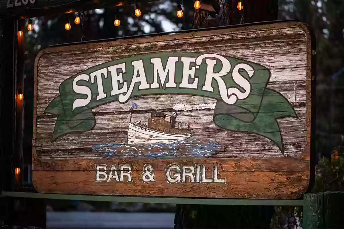 Steamers Bar & Grill