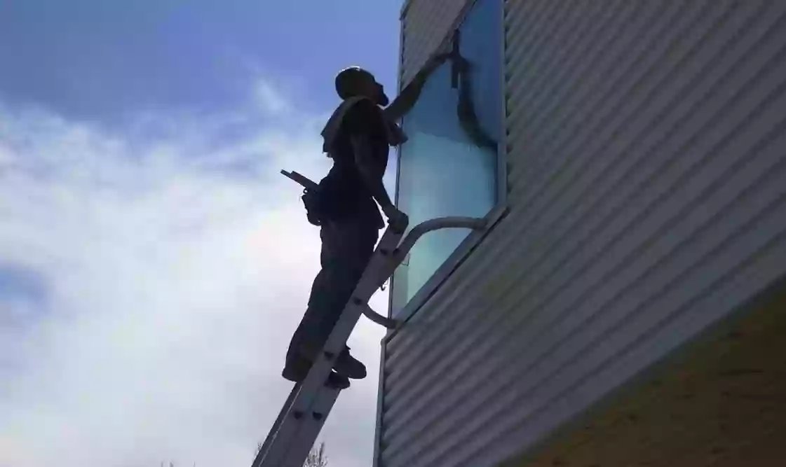 Parilla Window Cleaning and Mobile Screen Repair