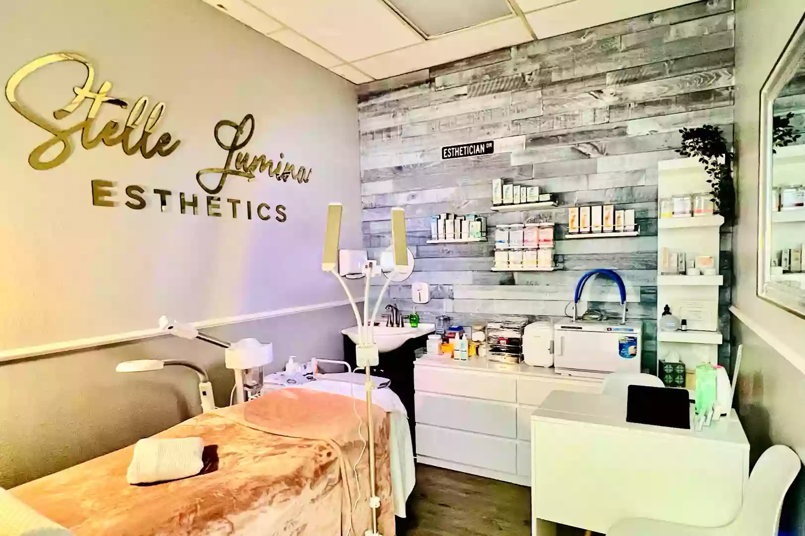 Stelle Lumina Esthetics