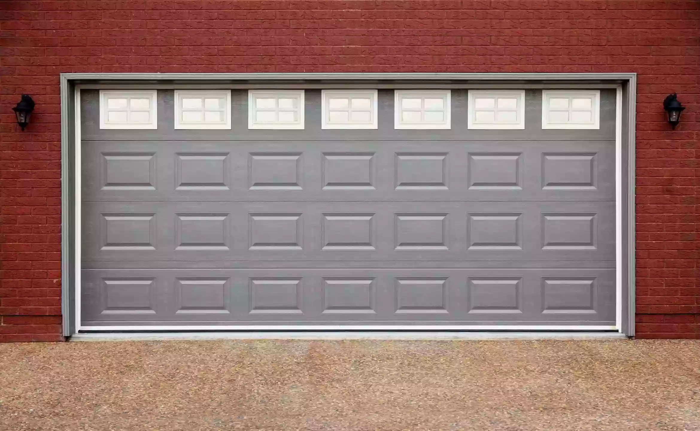 Kemp Garage Door