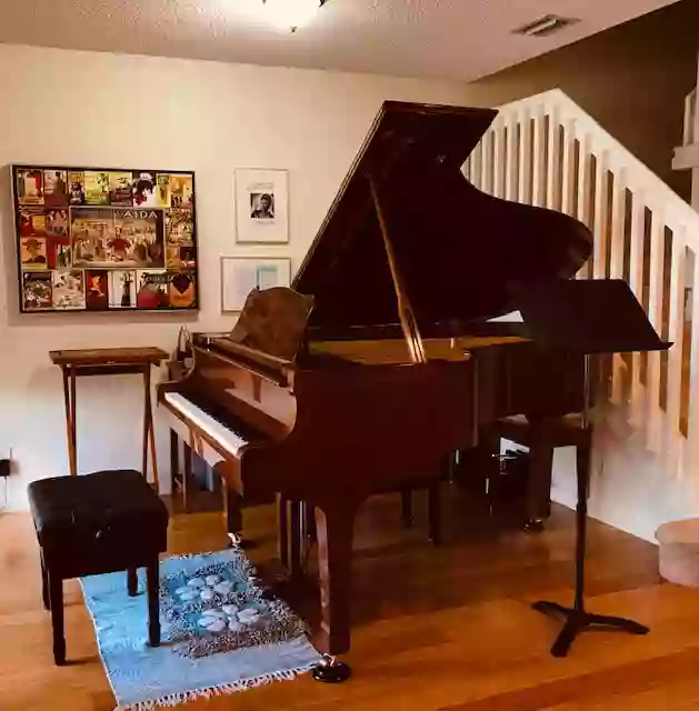 Nana's Voice & Piano Studio