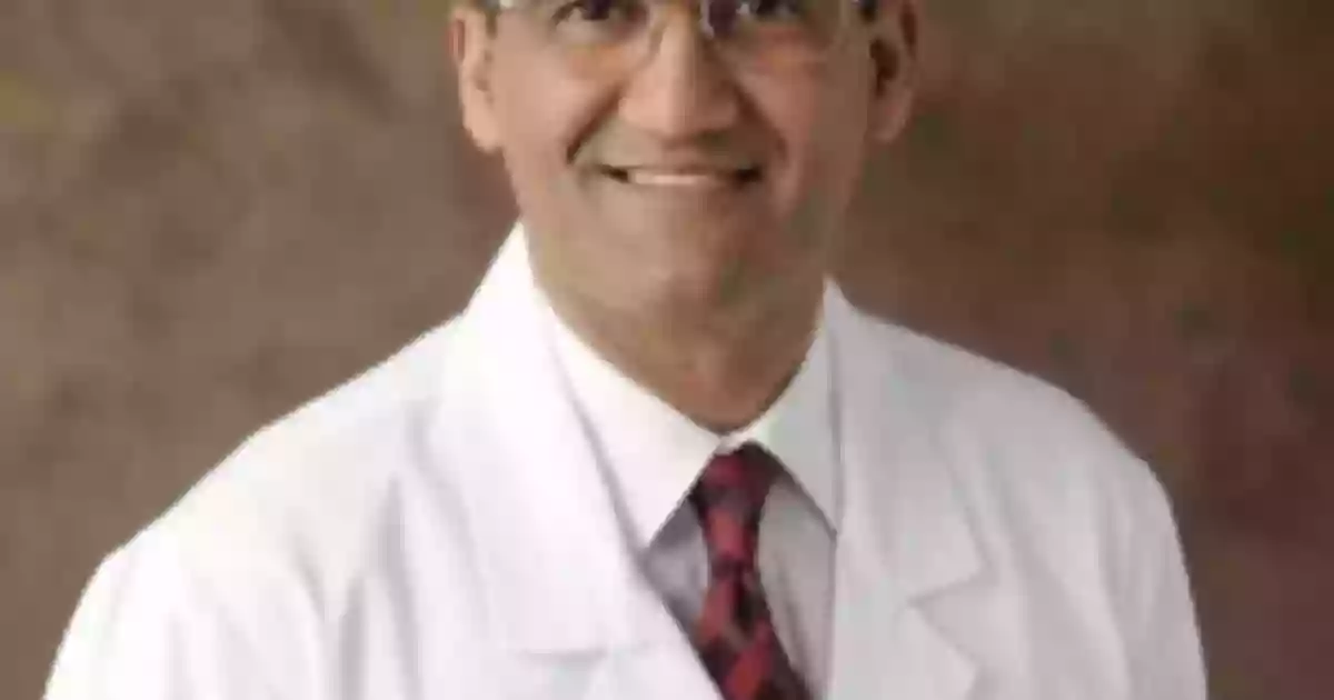 Qamar Khan, MD