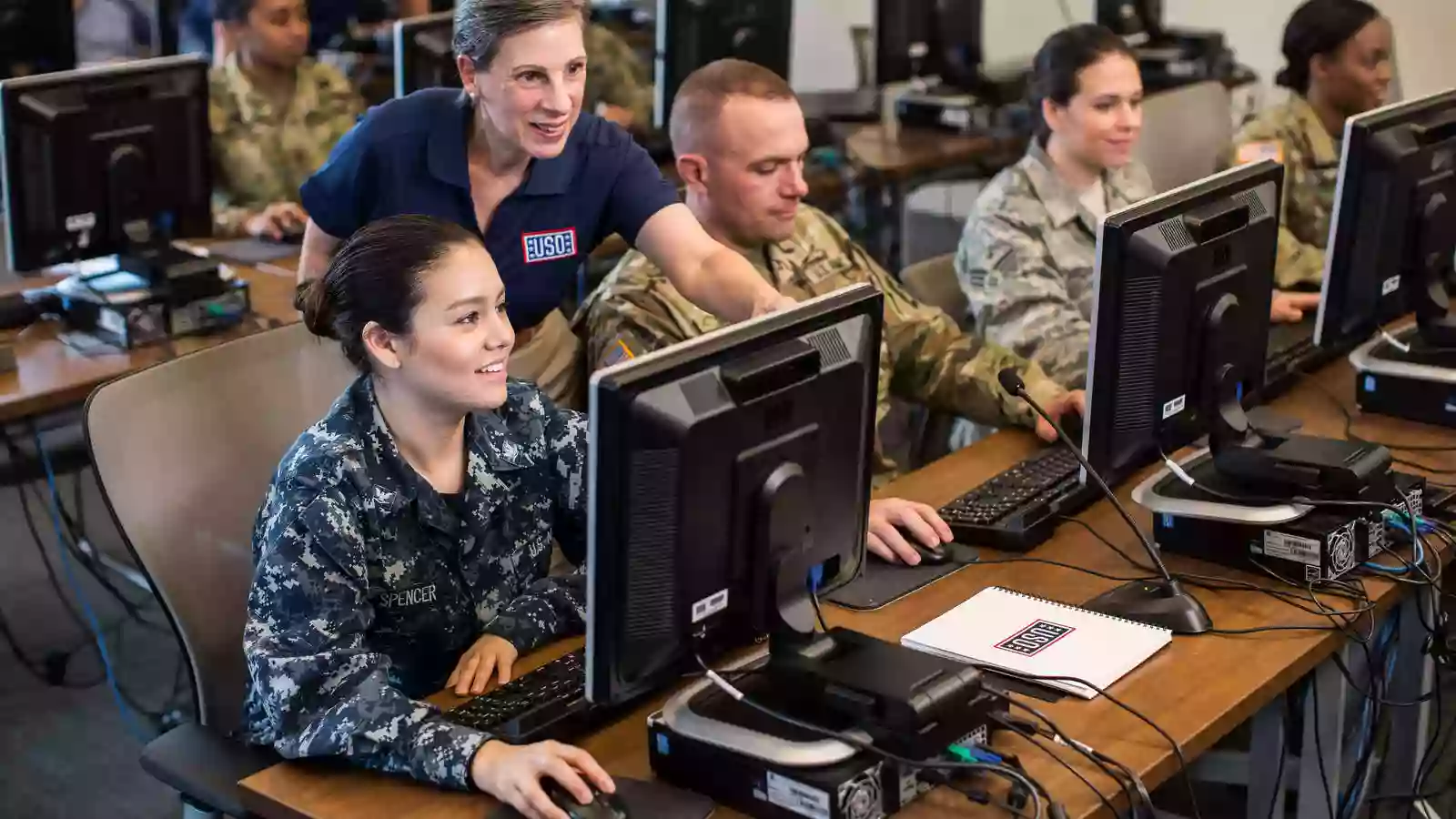 USO NAS Pensacola