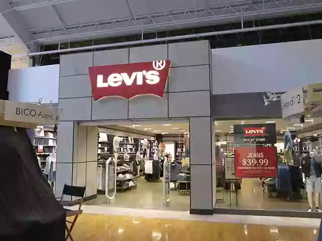 Levi’s Outlet Store