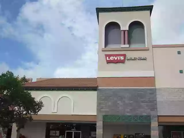 Levi’s Outlet Store