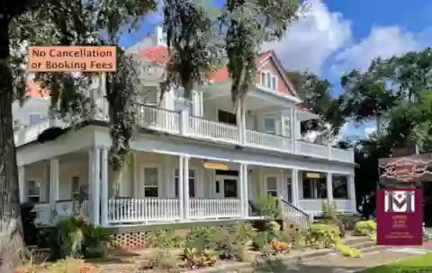 Majestic Jewel Inn of Apalachicola