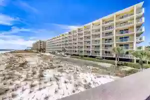 Pelican Isle Condos in Fort Walton Beach by Vacasa