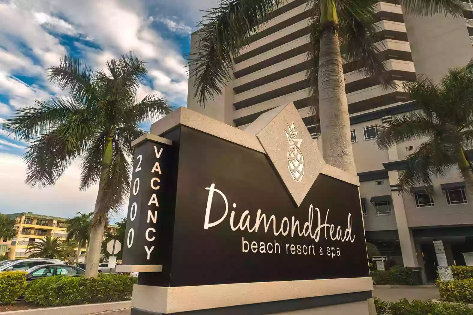 DiamondHead Beach Resort