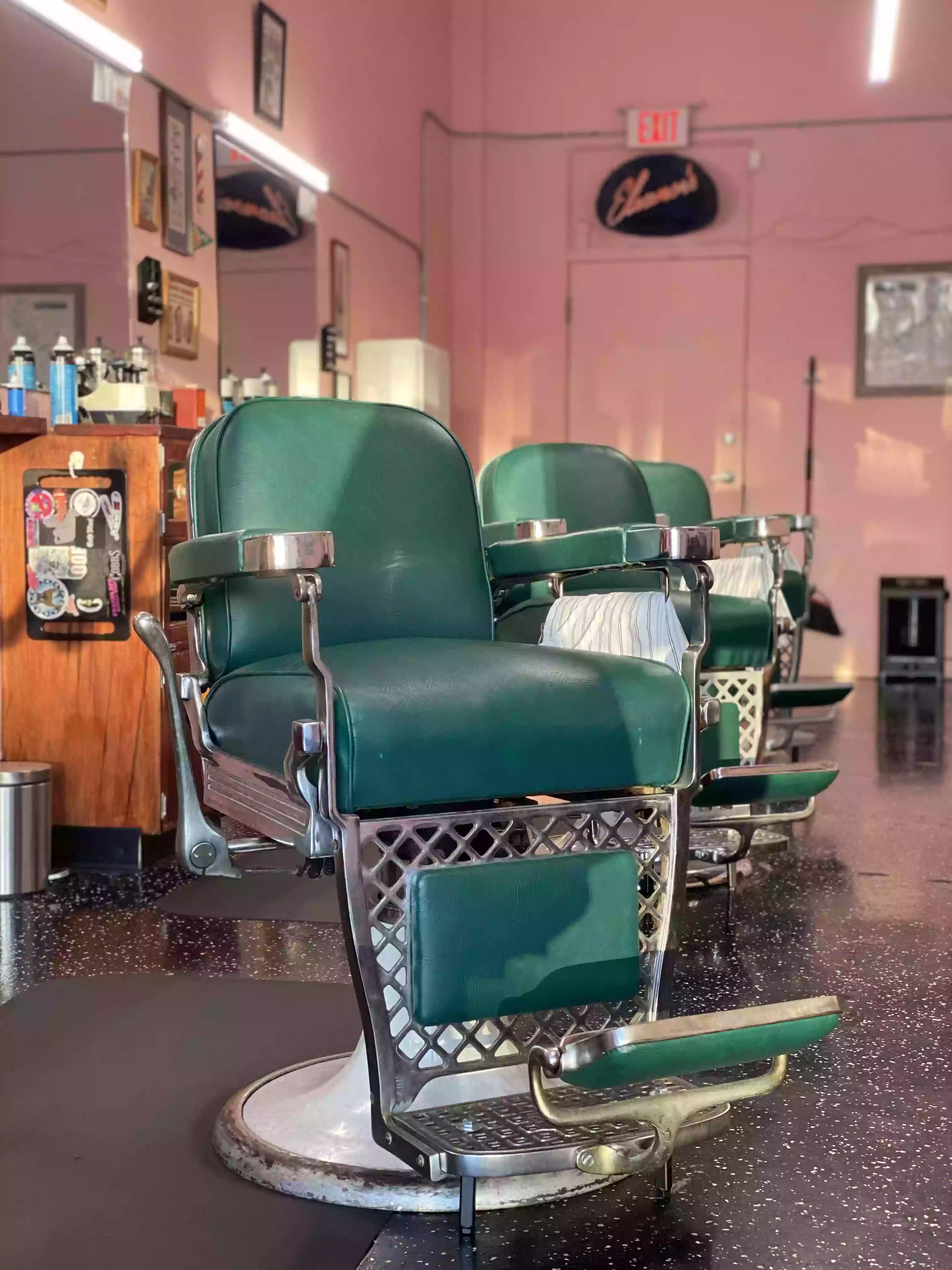 Eleanor's Barber Shop