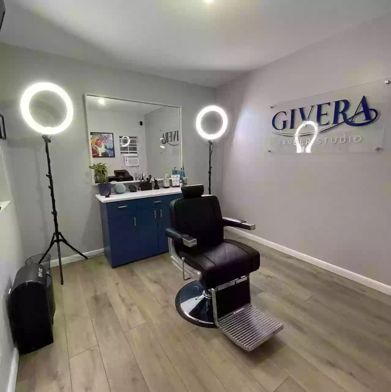 Givera Barber Studio