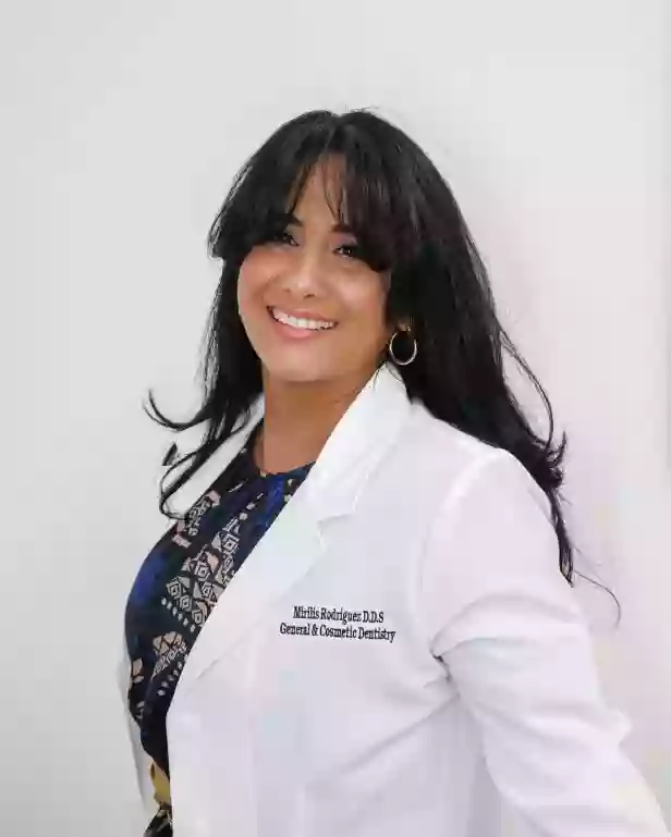 Mirilis Rodriguez, DDS