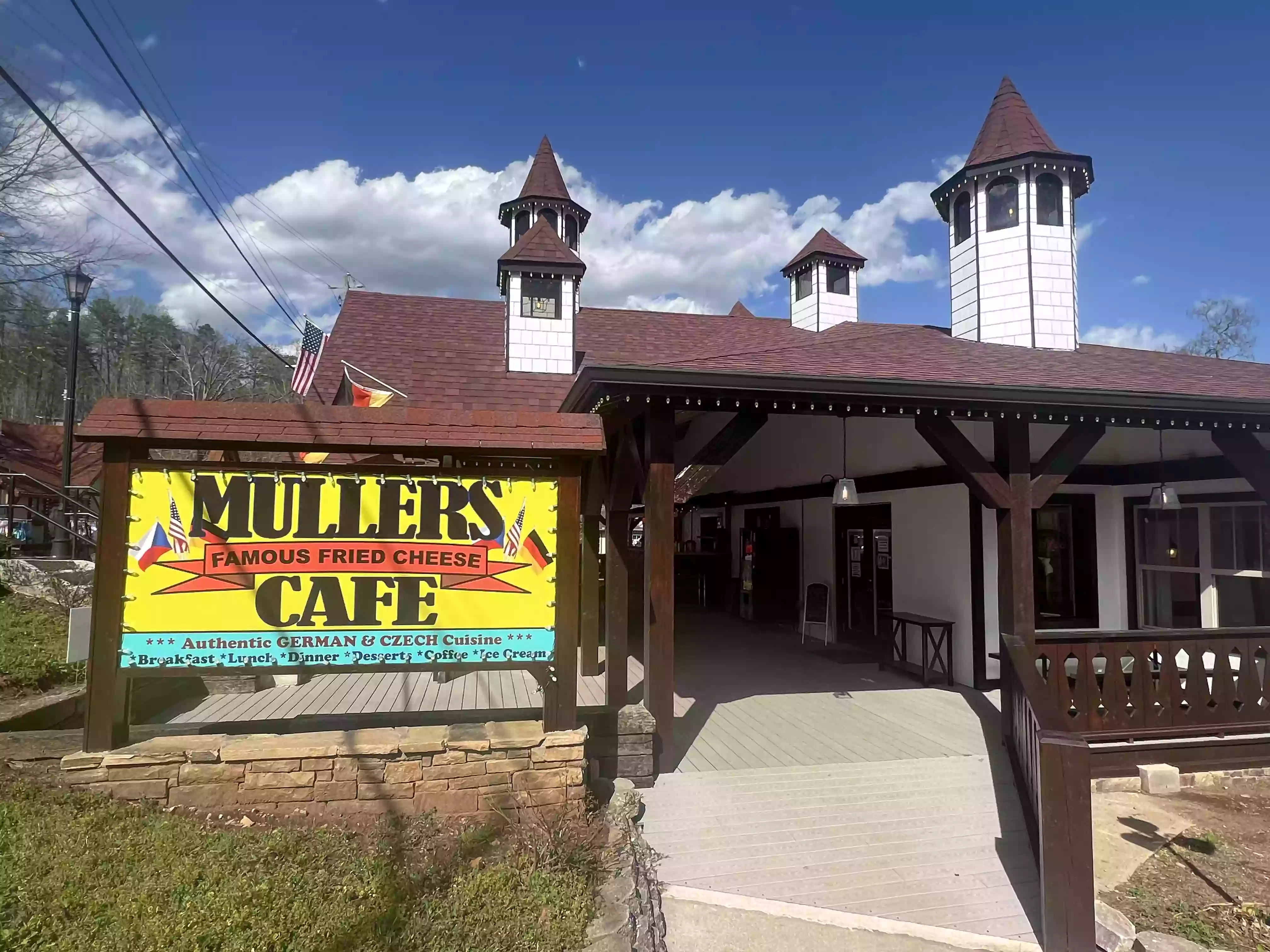 Muller's Famous Fried Cheese Cafe