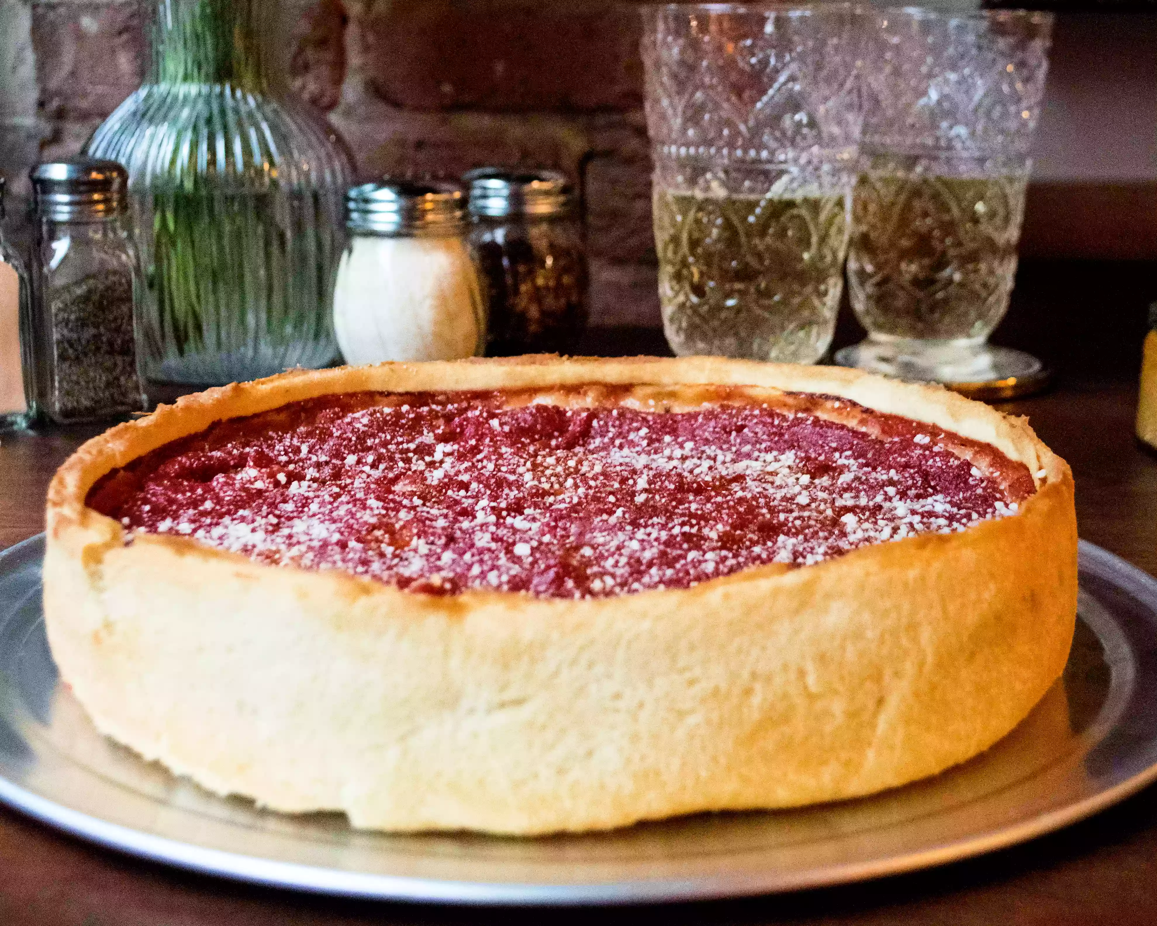 Nancy's Chicago Pizza - Midtown