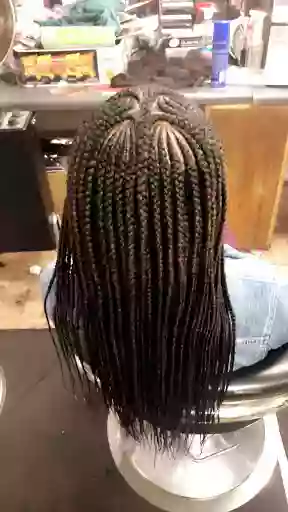 Aicha Hair Braiding