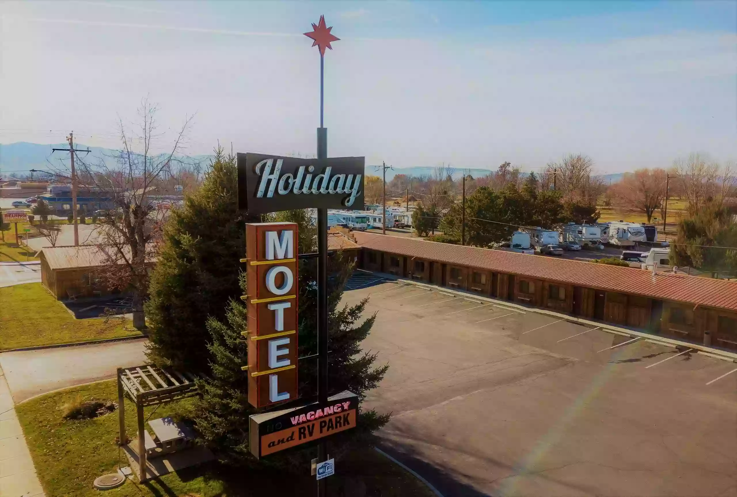 Holiday Motel & R.V Park