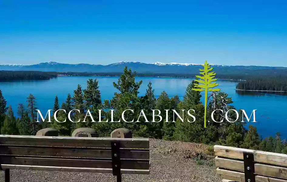 mccallcabins.com