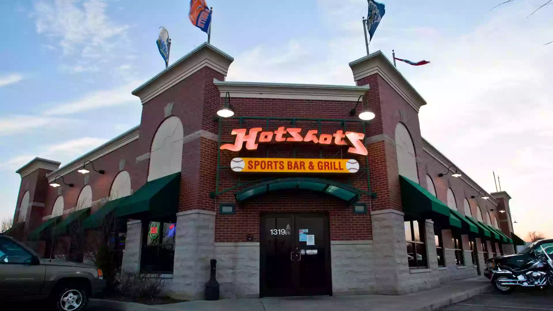 Hotshots Bar & Grill