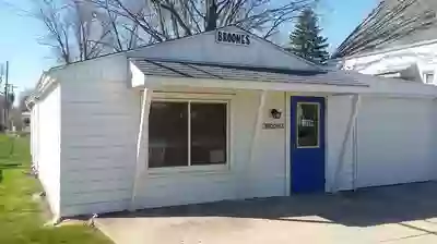 Broome's Barber Shop