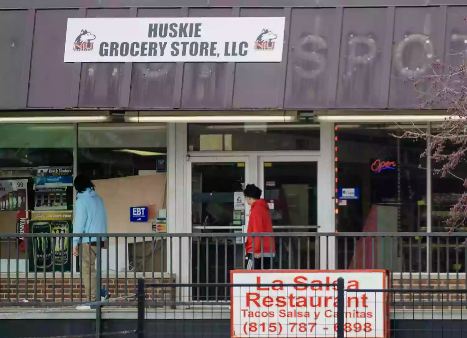 Huskie Grocery Store, LLC