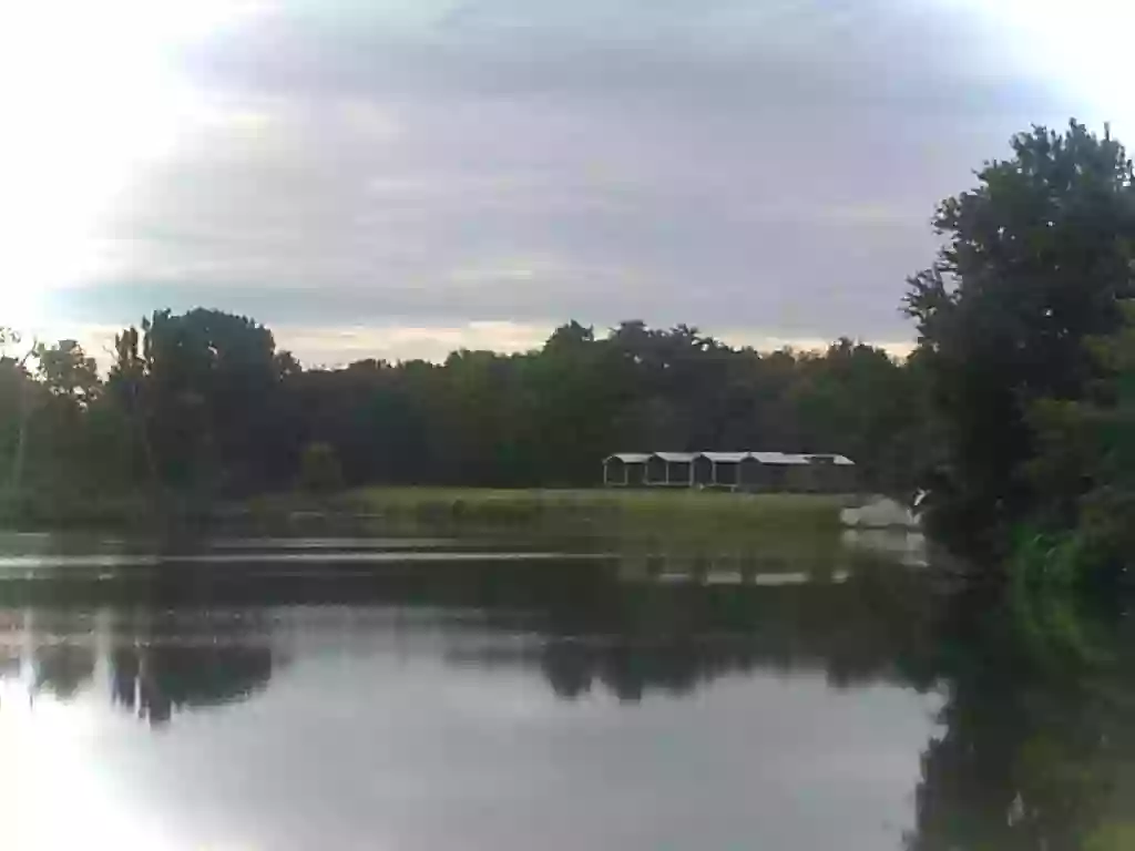 The Cabins and Cottages at Shale Lake