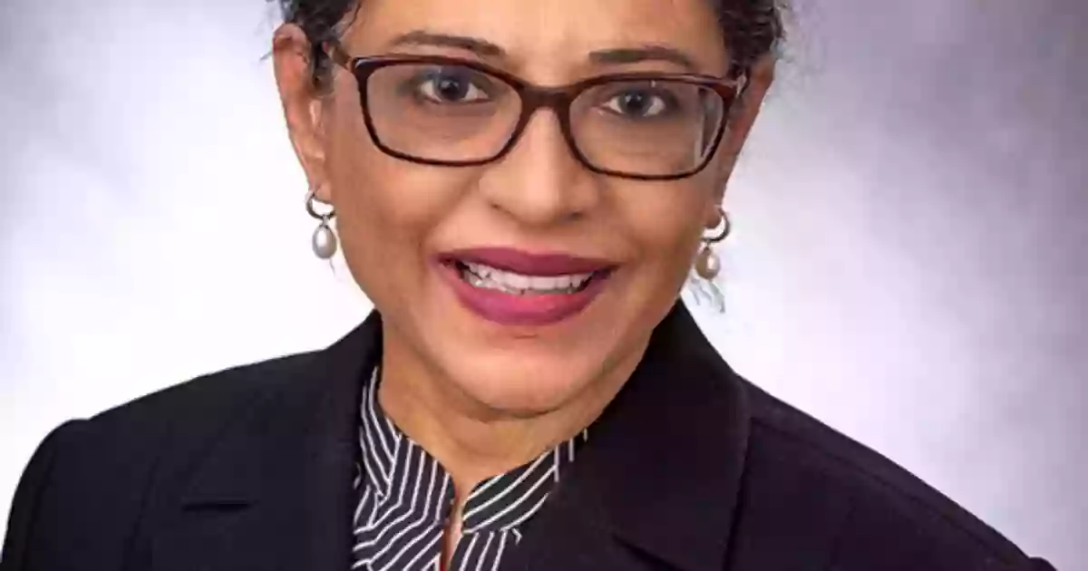 Vasia Ahmed, MD