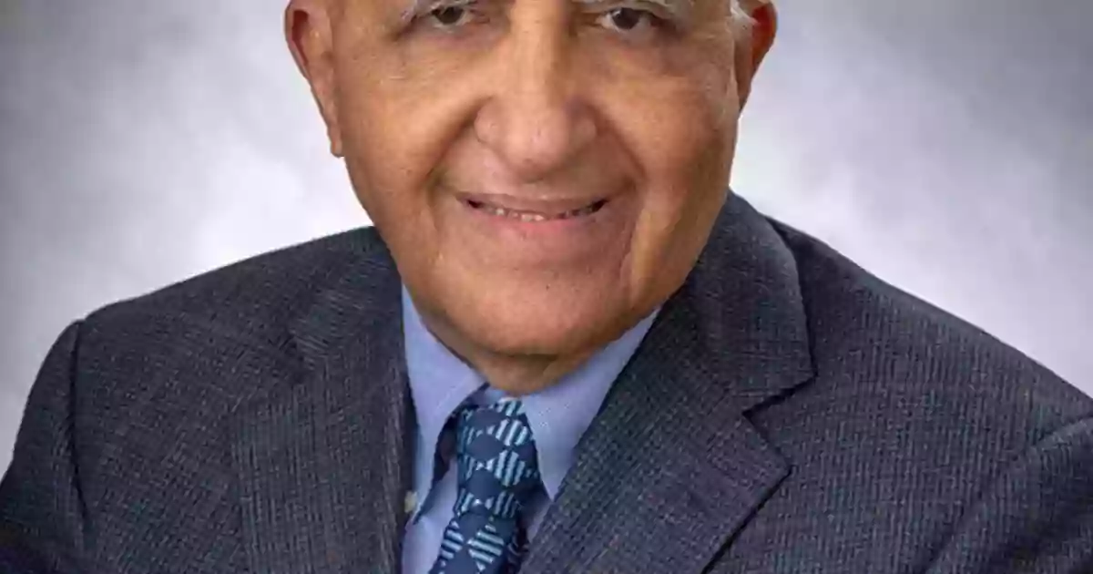 Yunus Nomanbhoy, MD