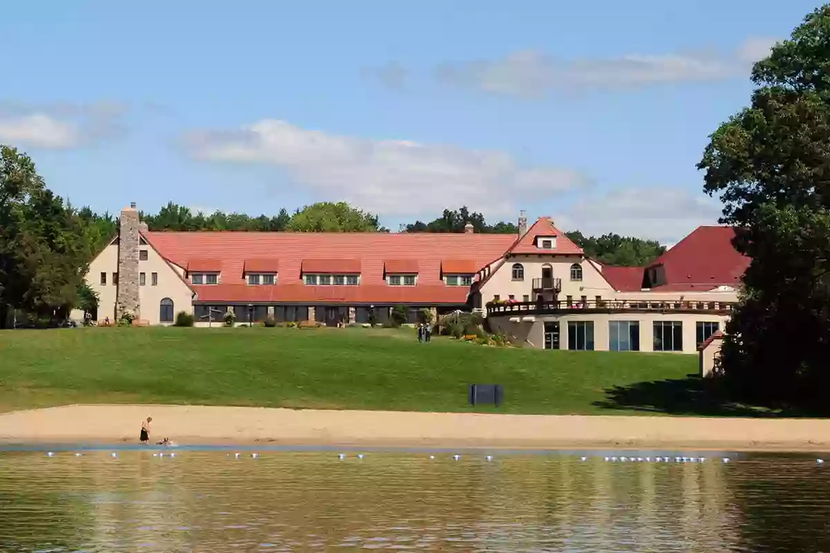 Potawatomi Inn & Conference Center