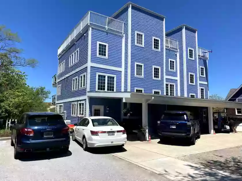 Beachfront Townhouse For Rent, BeachHouse.com