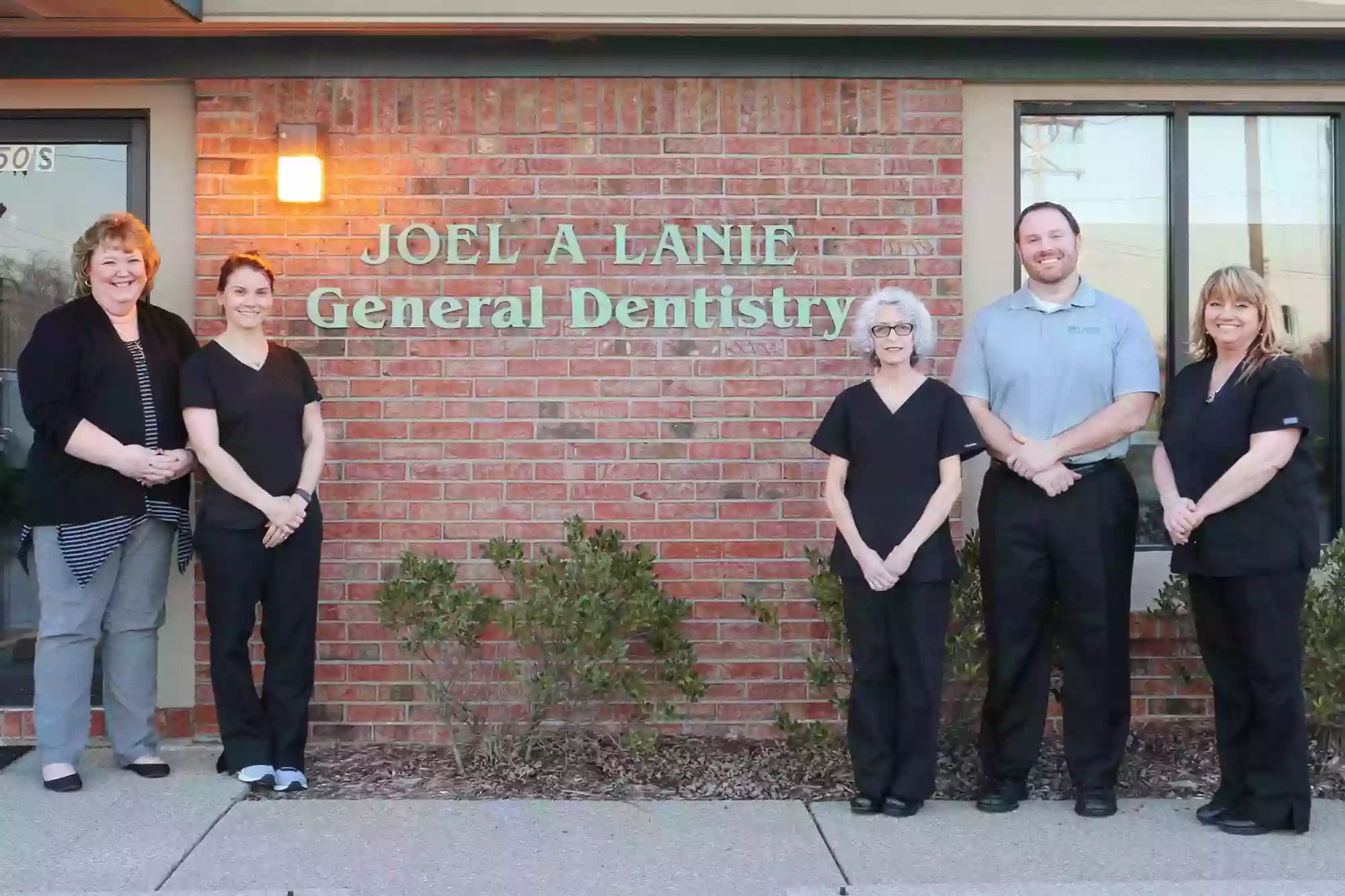 Lanie Family Dentistry: Joel A. Lanie, DDS